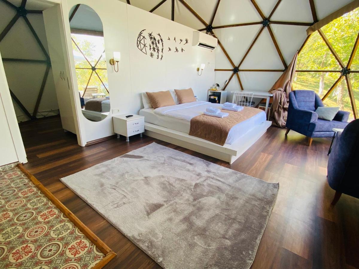 Phalesia Glamping Otel 萨潘贾 外观 照片