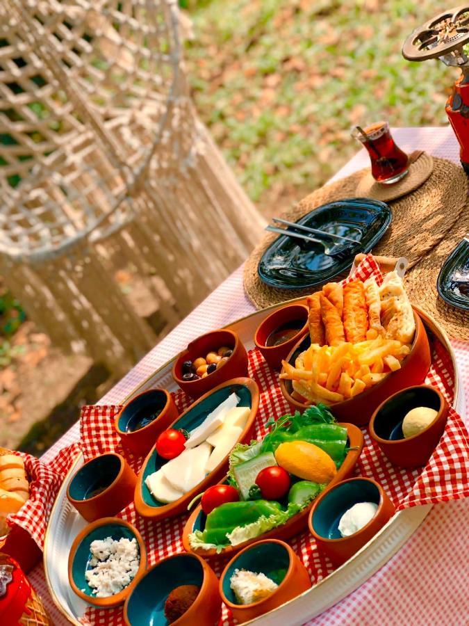 Phalesia Glamping Otel 萨潘贾 外观 照片