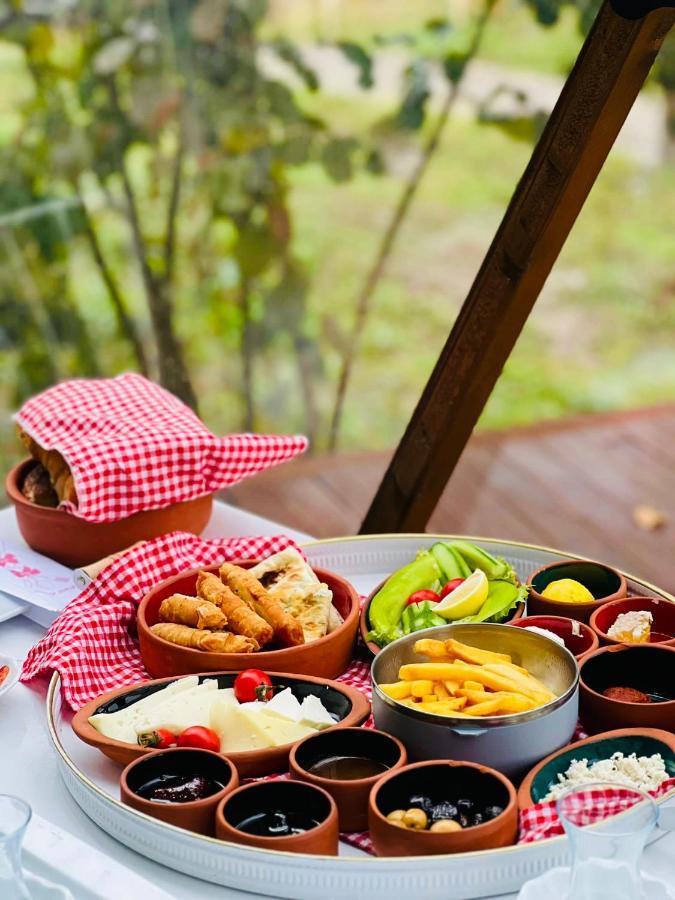 Phalesia Glamping Otel 萨潘贾 外观 照片