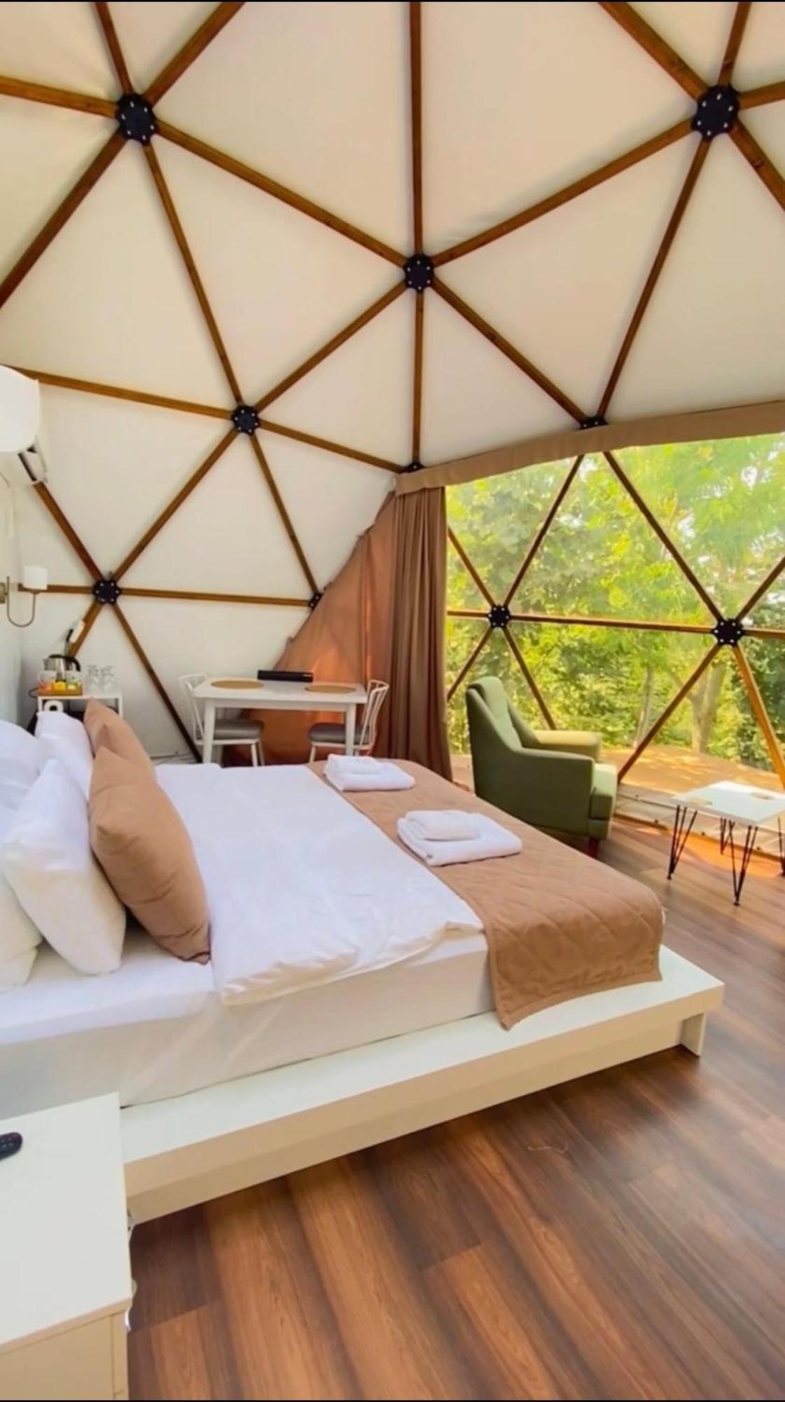 Phalesia Glamping Otel 萨潘贾 外观 照片